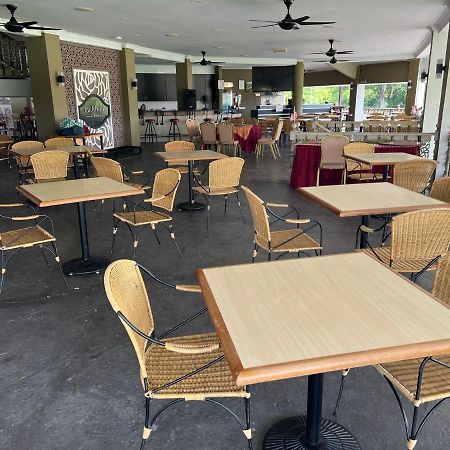 Kuala Terengganu Golf Resort by Ancasa Hoteles y Resorts Exterior foto