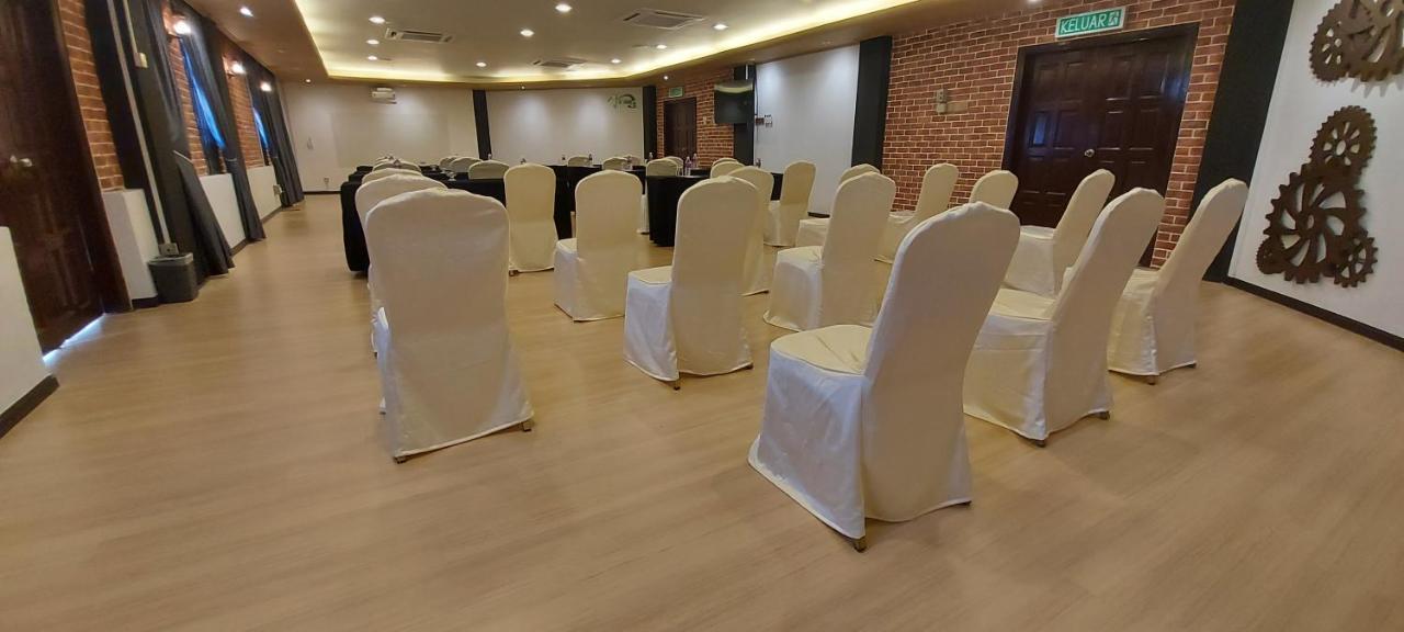 Kuala Terengganu Golf Resort by Ancasa Hoteles y Resorts Exterior foto