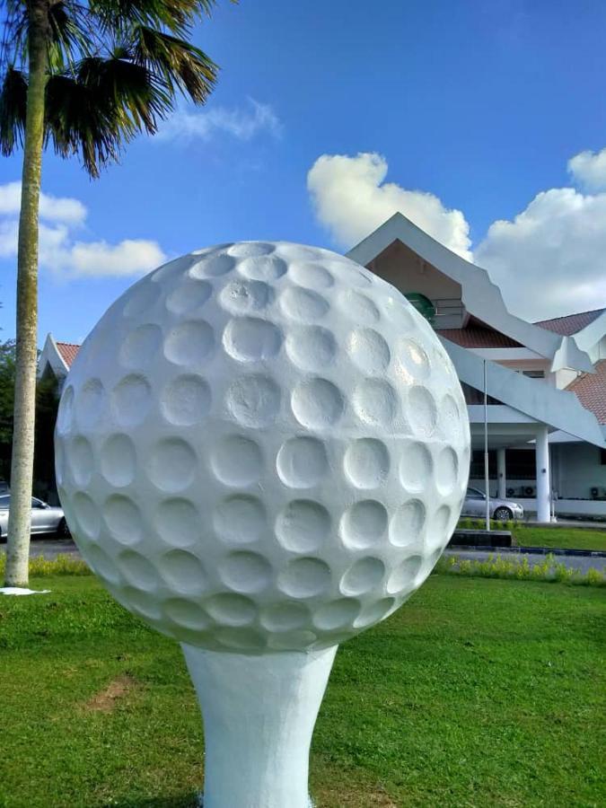 Kuala Terengganu Golf Resort by Ancasa Hoteles y Resorts Exterior foto