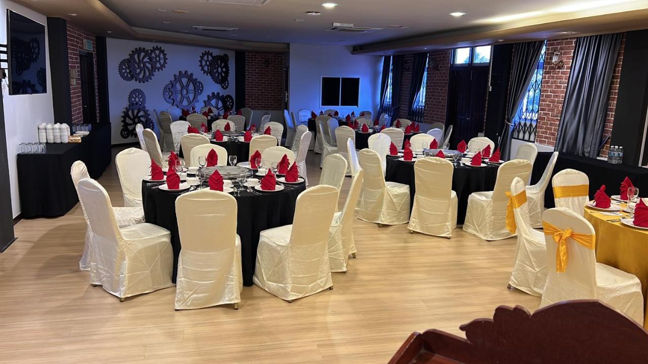 Kuala Terengganu Golf Resort by Ancasa Hoteles y Resorts Exterior foto
