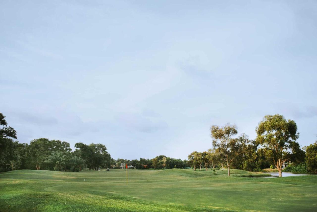 Kuala Terengganu Golf Resort by Ancasa Hoteles y Resorts Exterior foto