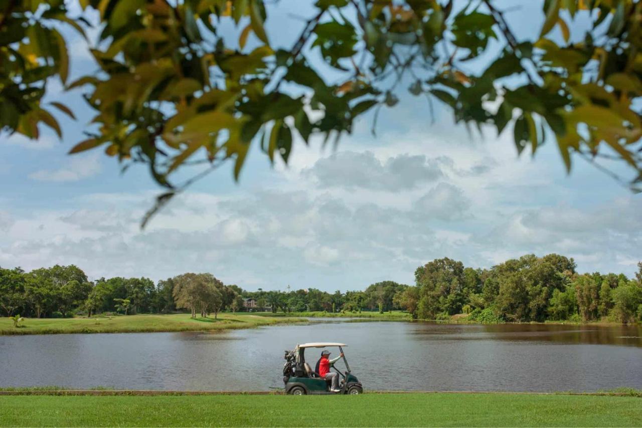Kuala Terengganu Golf Resort by Ancasa Hoteles y Resorts Exterior foto